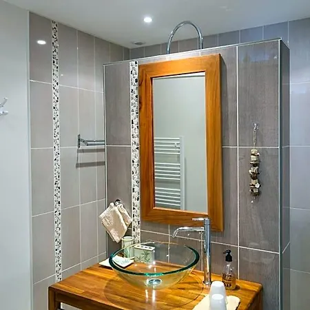 Bed and Breakfast La Boudrie Αβράνς