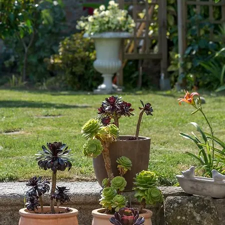 לינה וארוחת בוקר La Boudrie 3*