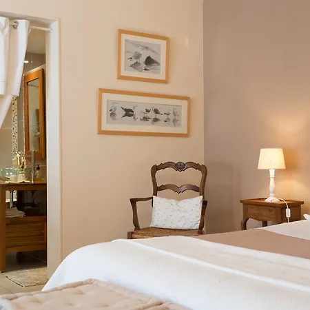 La Boudrie לינה וארוחת בוקר